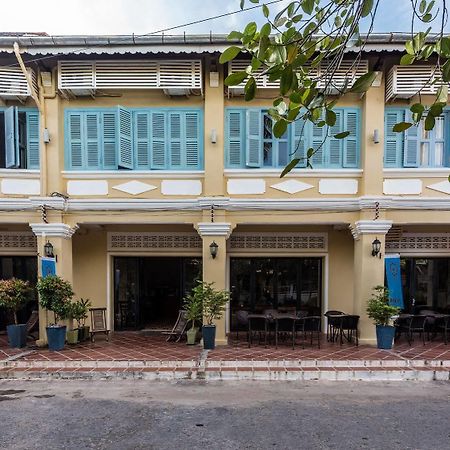 Hotel The Columns Kampot Exteriér fotografie