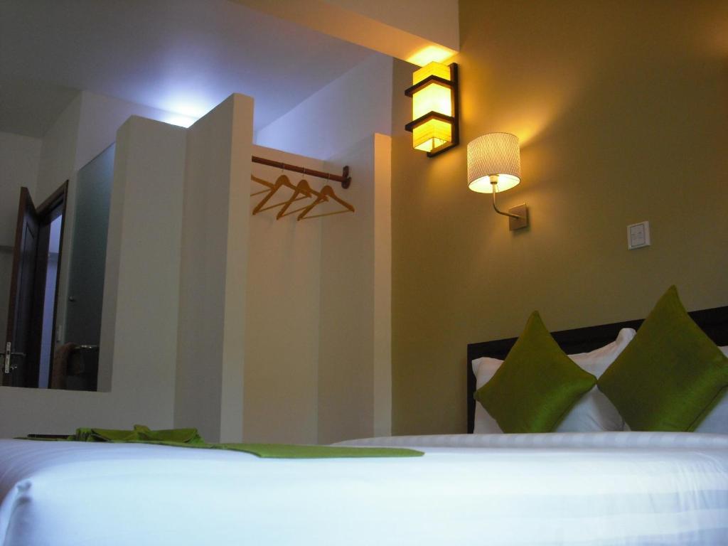 Hotel The Columns Kampot Pokoj fotografie